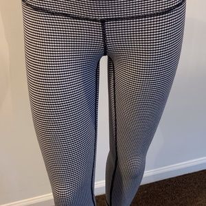 Lululemon Wunder Under Crop II